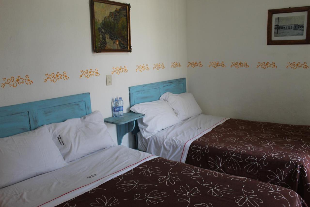 Hotel Posada Chamacuero Comonfort Dış mekan fotoğraf