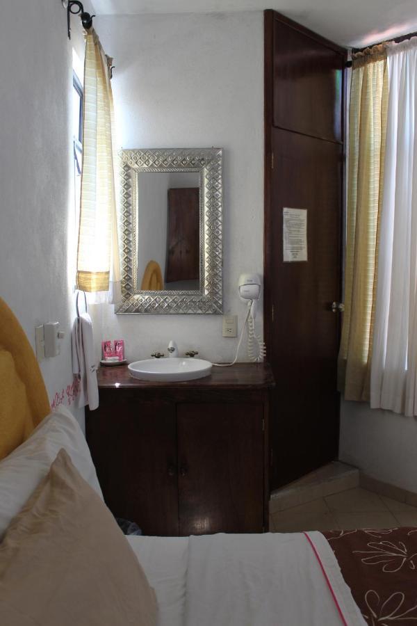 Hotel Posada Chamacuero Comonfort Dış mekan fotoğraf